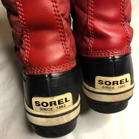 Sorel red Joan of Arc snow winter boots - Picture 5 of 8